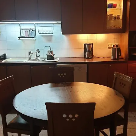 Holiday home Three Bedroom Family House