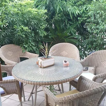 Holiday home Three Bedroom Family House