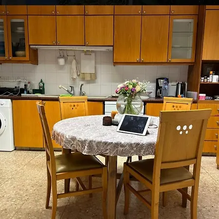 Three Bedroom Family House Дом отдыха